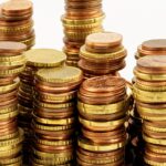 Comparing Peer-to-Peer Loans to Traditional Banking
